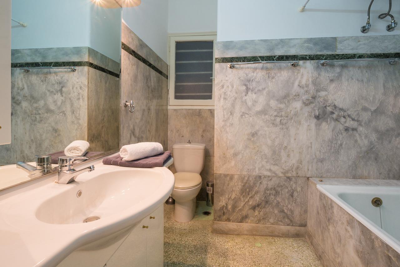 Capricorn - Luxurious Apartment In Kolonaki Athens Luaran gambar